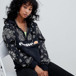 Black ellesse Windbreaker w/hood